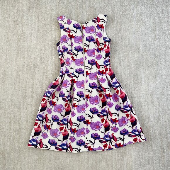 Gabby Skye White Floral Sleeveless Fit and Flare Cocktail Party Mini Dress 4 - Picture 4 of 12